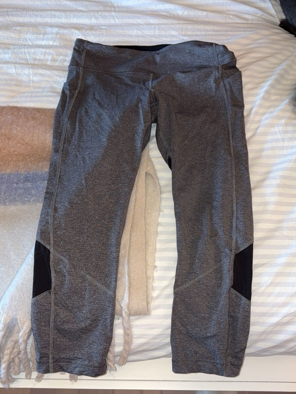 Lululemon Cropped Gray Leggings